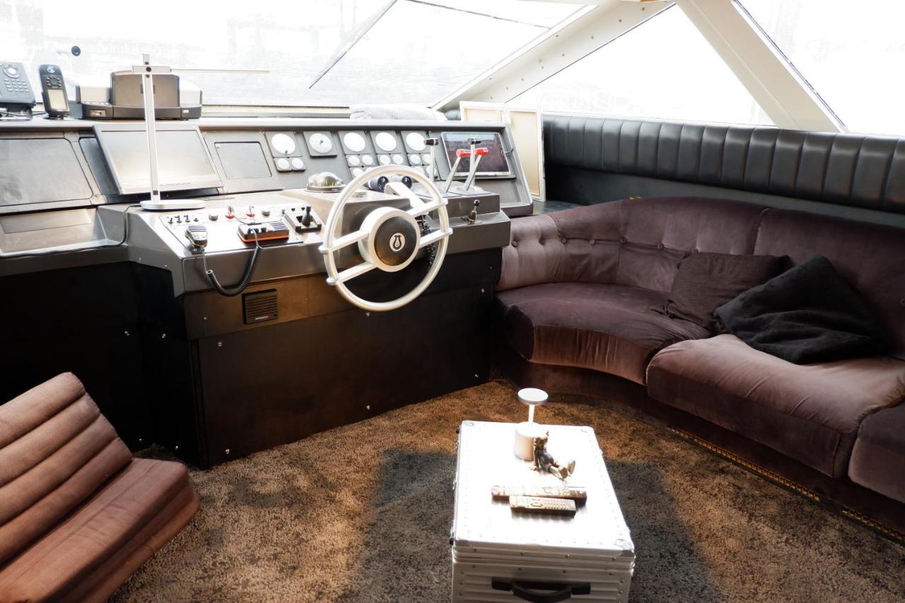 Botel The Morgan Yacht *