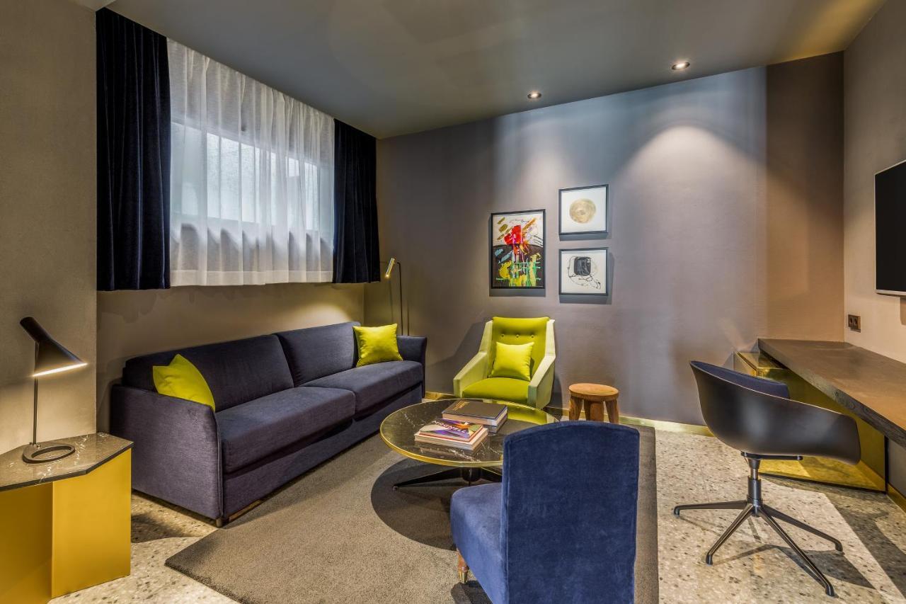 Mate Collection Gerard, Hotel