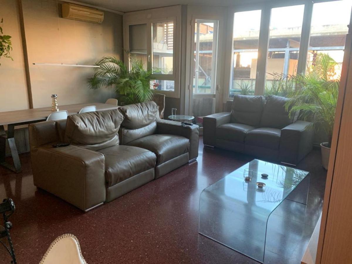 Apartamento Aparteasy - Bright, Large And In Bcn *