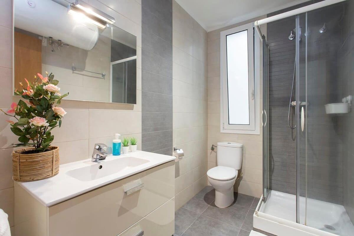 Apartment Sunny 3bd Only For Families In Poblenou Next To The Sea! *