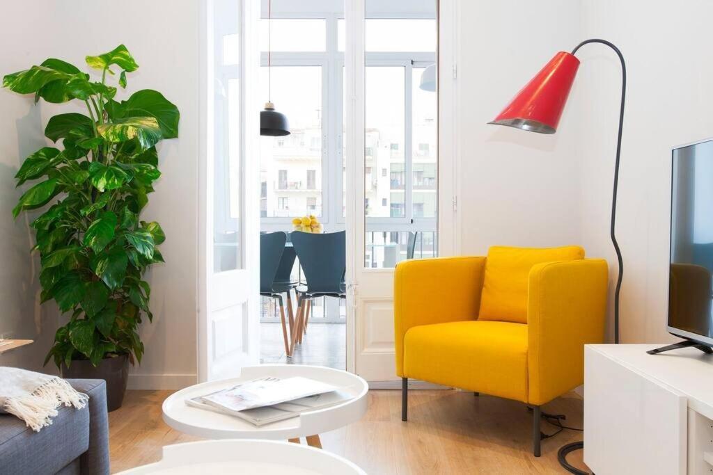 Very Spacious Eixample 4bd 4ba
