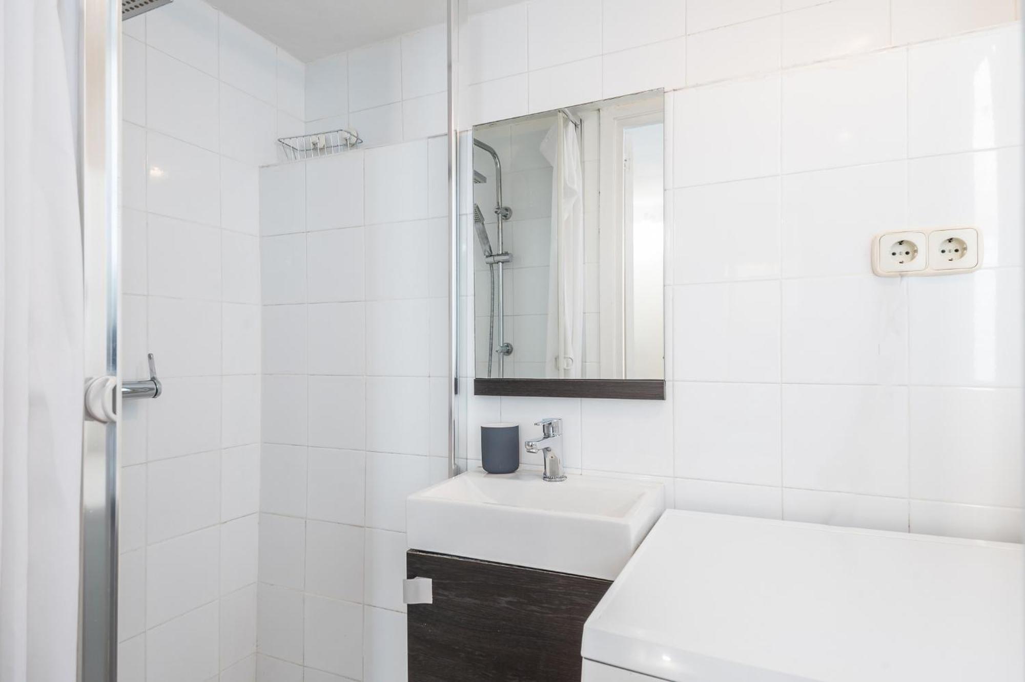 Apartment Experience Local Life In The Heart Of Gracia Barcelona