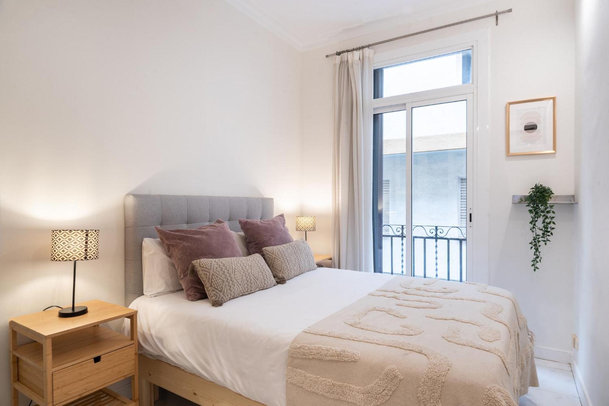 Apartment Experience Local Life In The Heart Of Gracia *