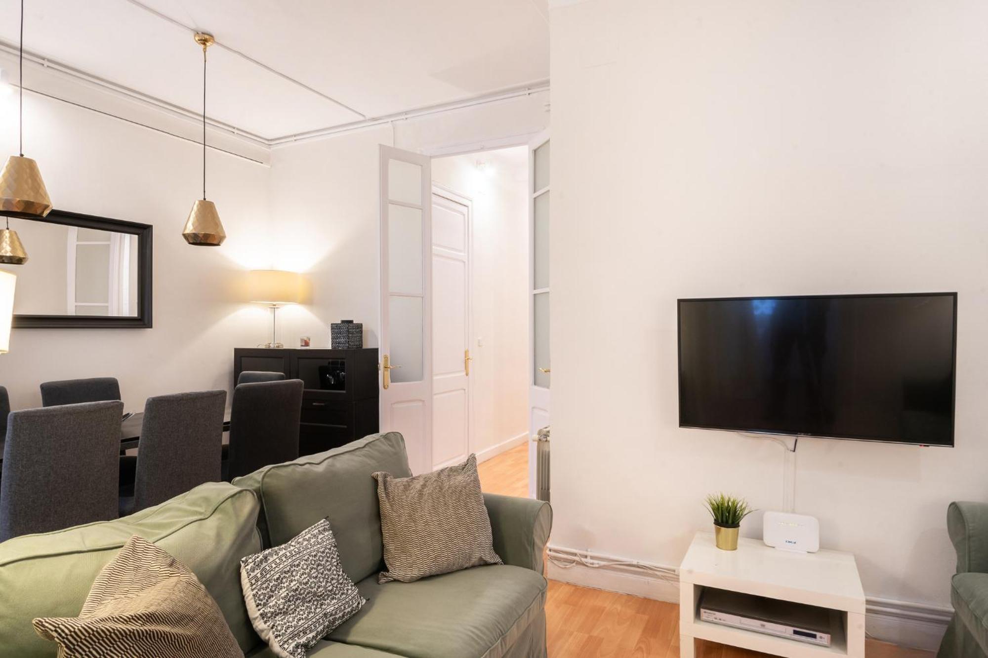 Experience Local Life In The Heart Of Gracia Barcelona