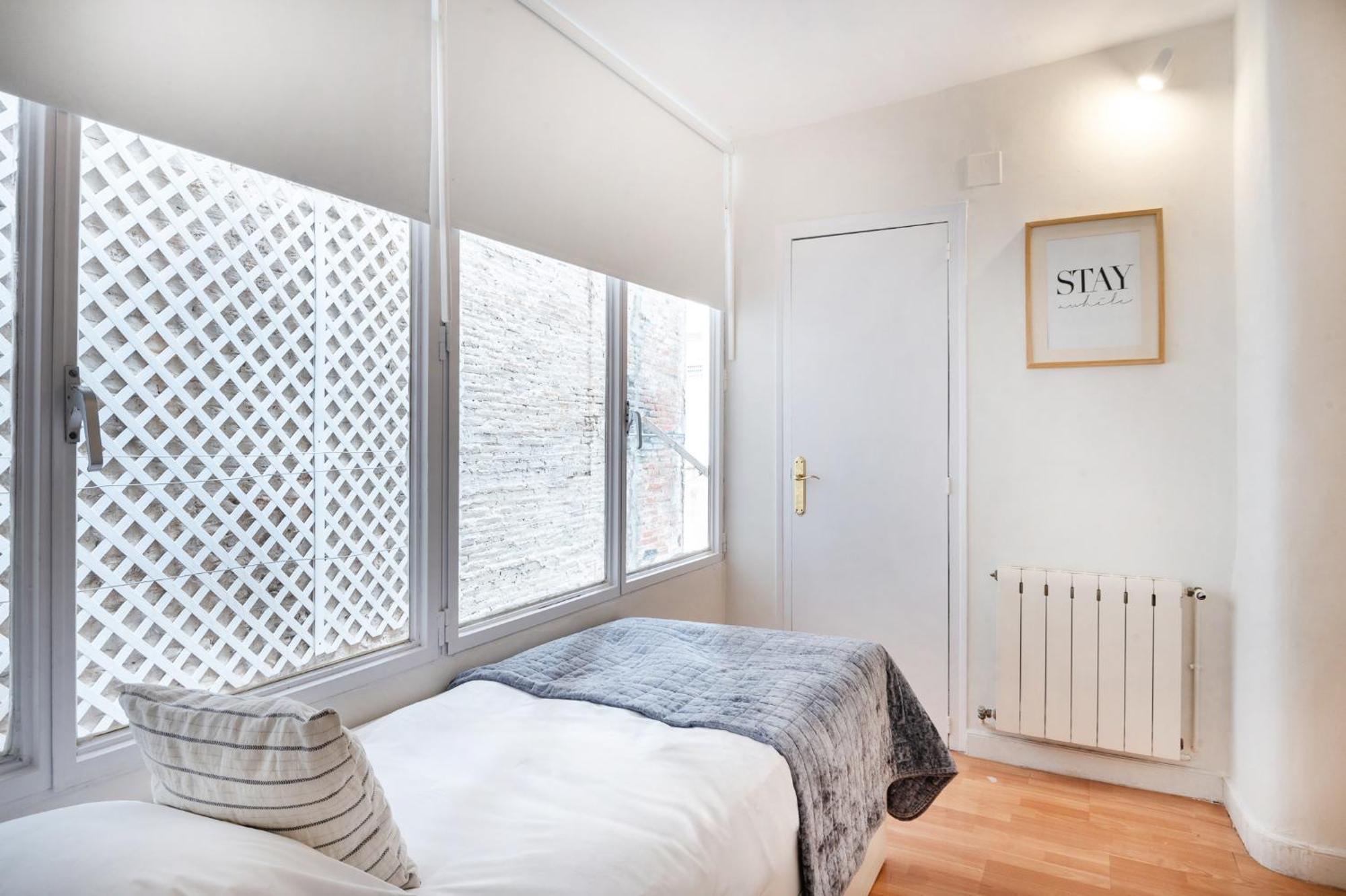 Apartment Experience Local Life In The Heart Of Gracia *