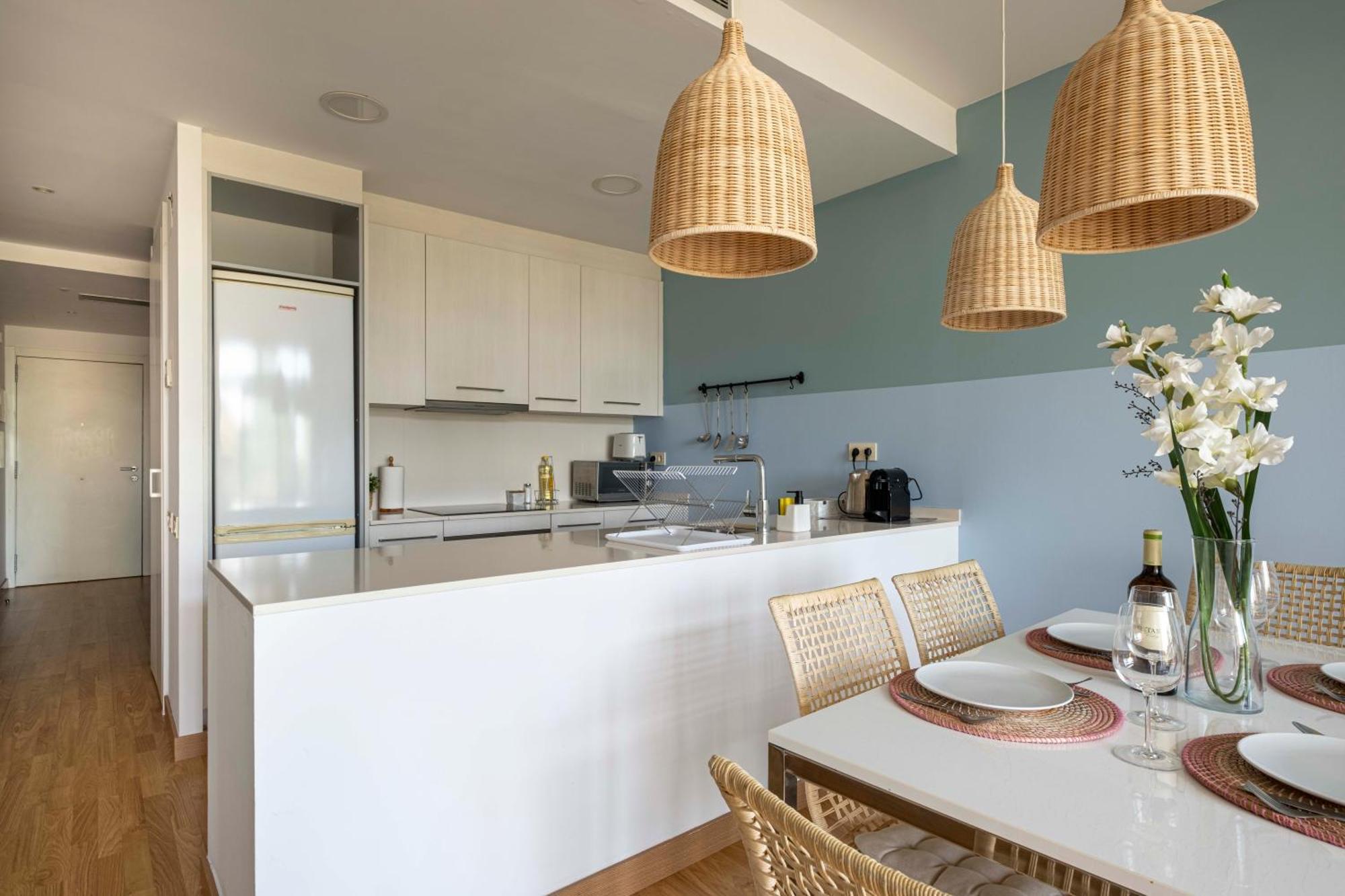Duplex Fira Bcn And 15' From Bcn Center With Pool Apartment *