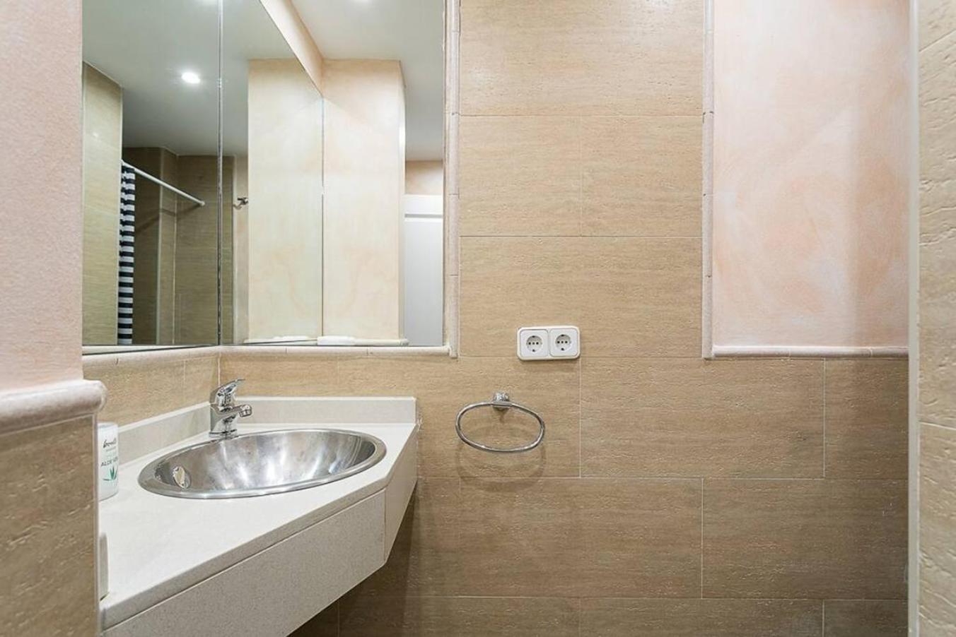 Apartment Relax In A Chic In Sants *