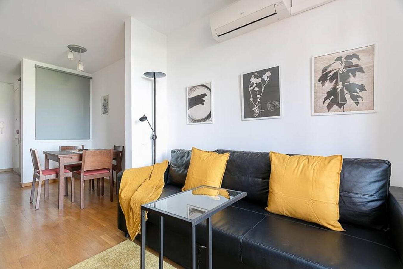 Relax In A Chic In Sants Apartment *