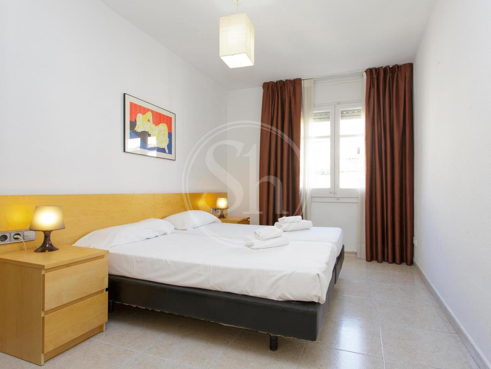 Luminescent Valencia Apartment Barcelona