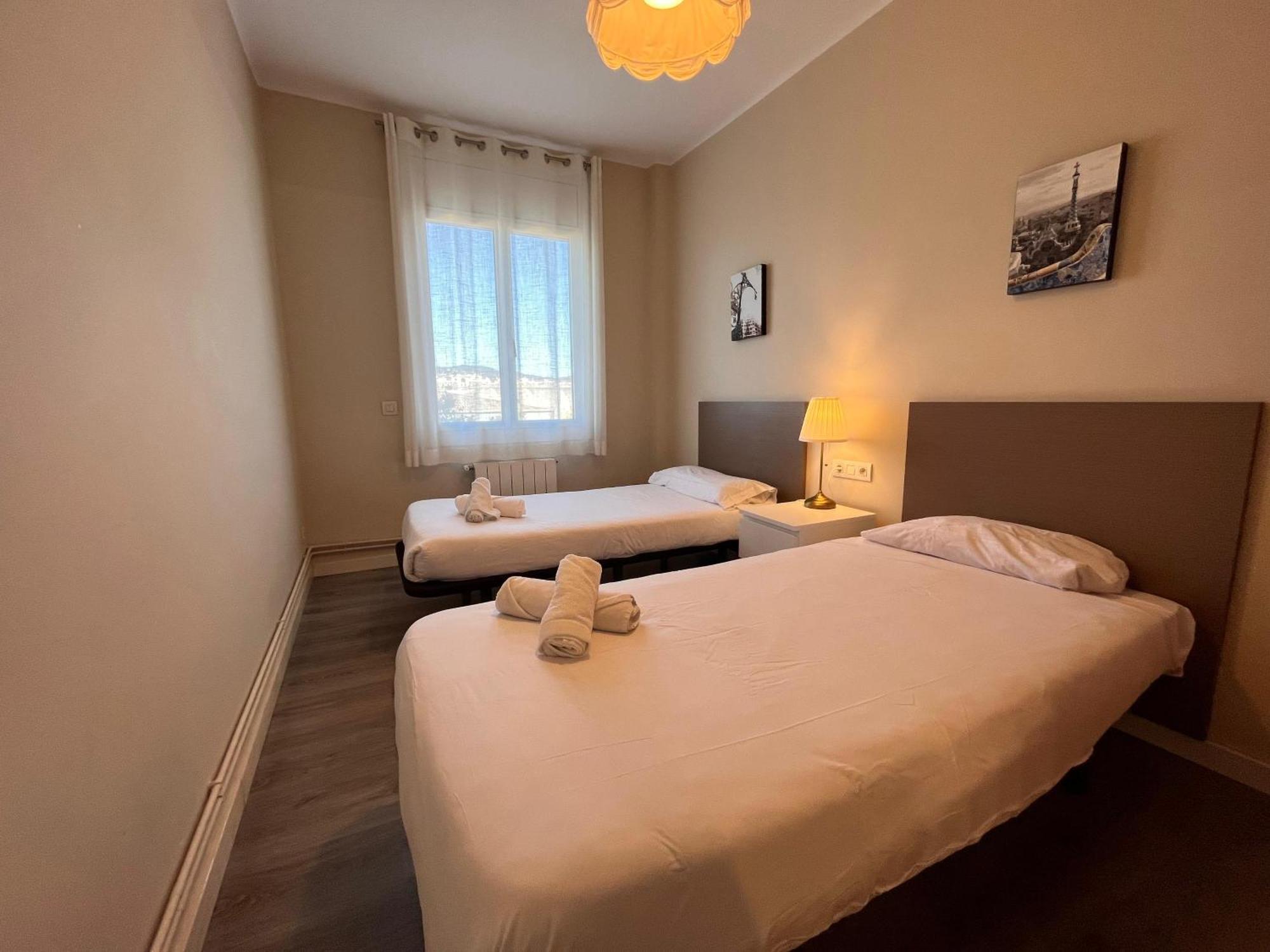 Rius - & Private Terrace Penthouse Next To The Fair Apartment