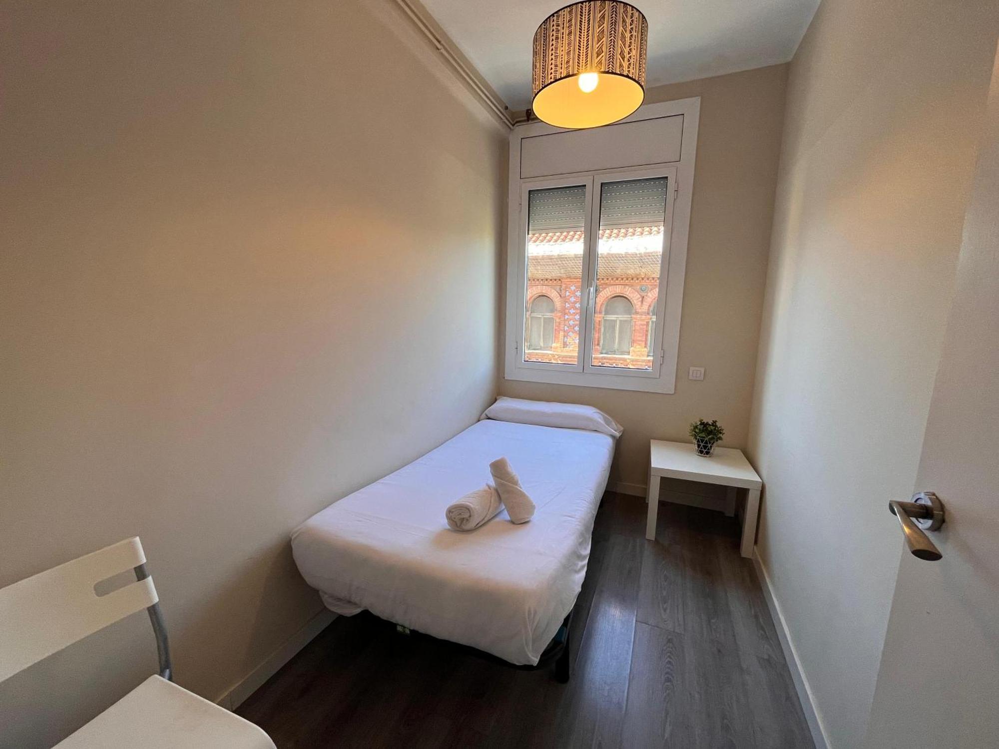 Rius - & Private Terrace Penthouse Next To The Fair Apartment *