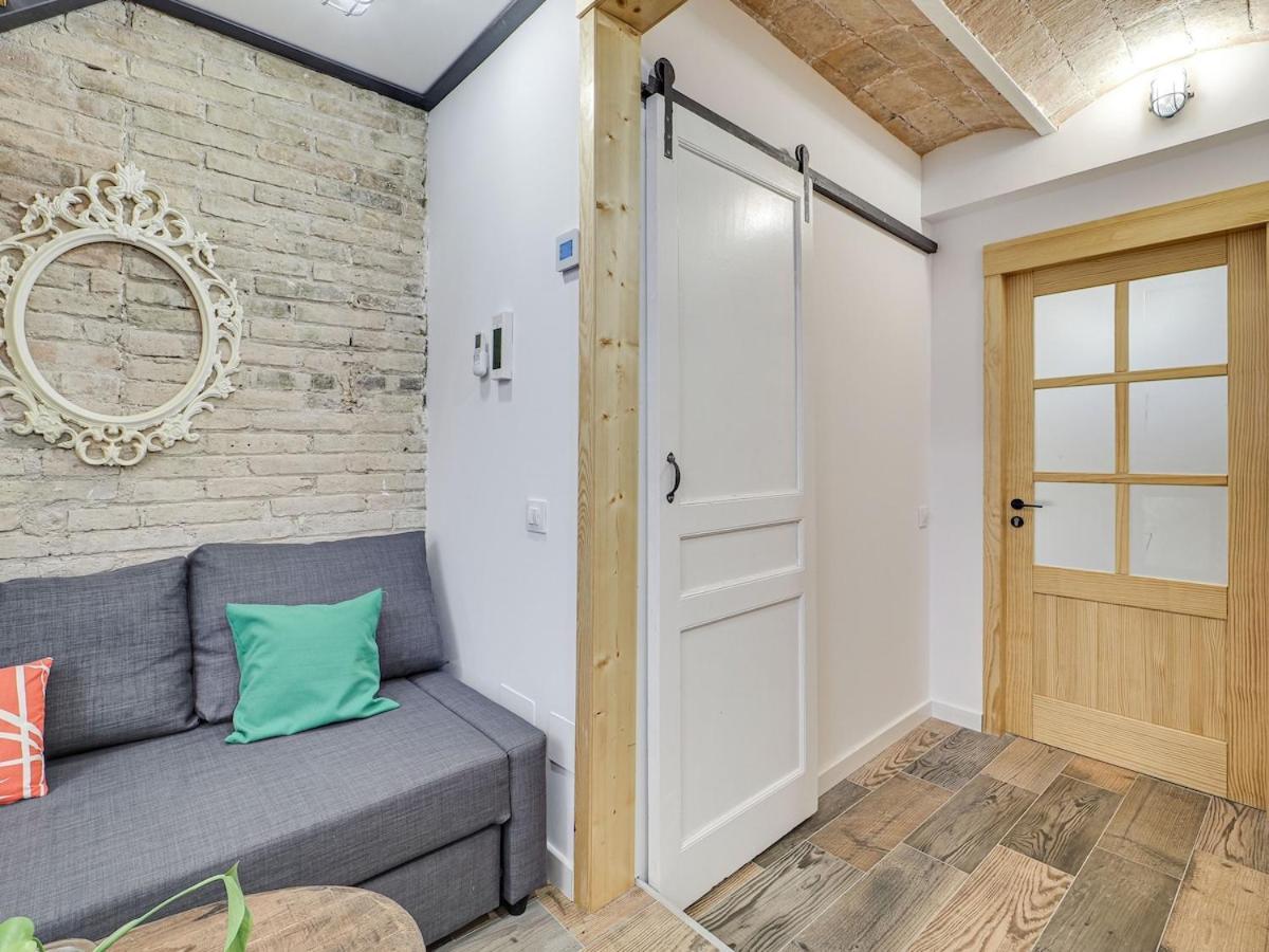 Concordia - Beautiful Flat, Spacious, 4 , 2 Bath * Barcelona