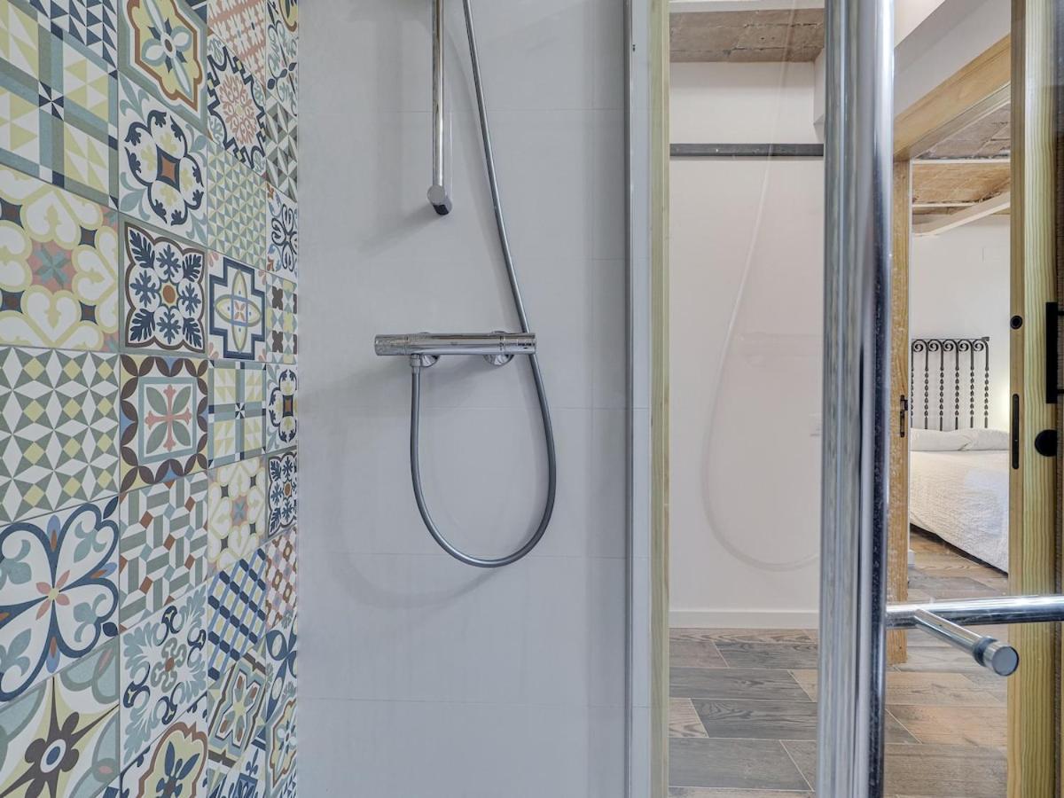 Concordia - Beautiful Flat, Spacious, 4 , 2 Bath * Barcelona