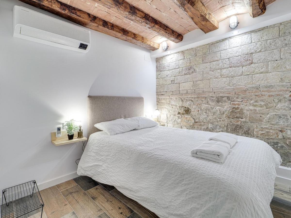 Concordia - Beautiful Flat, Spacious, 4 , 2 Bath Apartment