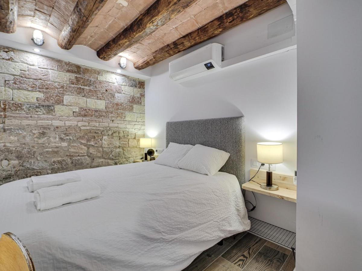 Concordia - Beautiful Flat, Spacious, 4 , 2 Bath Apartment