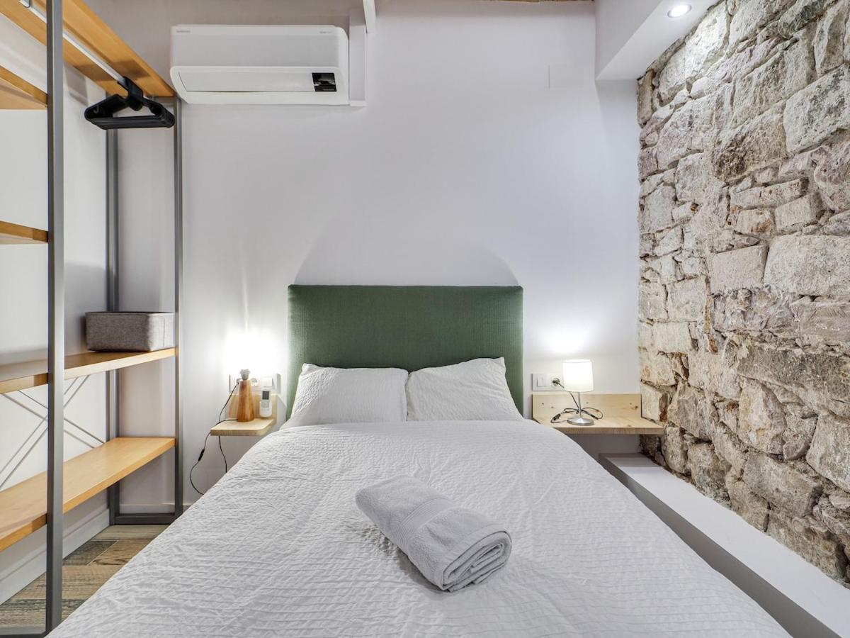 Concordia - Beautiful Flat, Spacious, 4 , 2 Bath Apartment