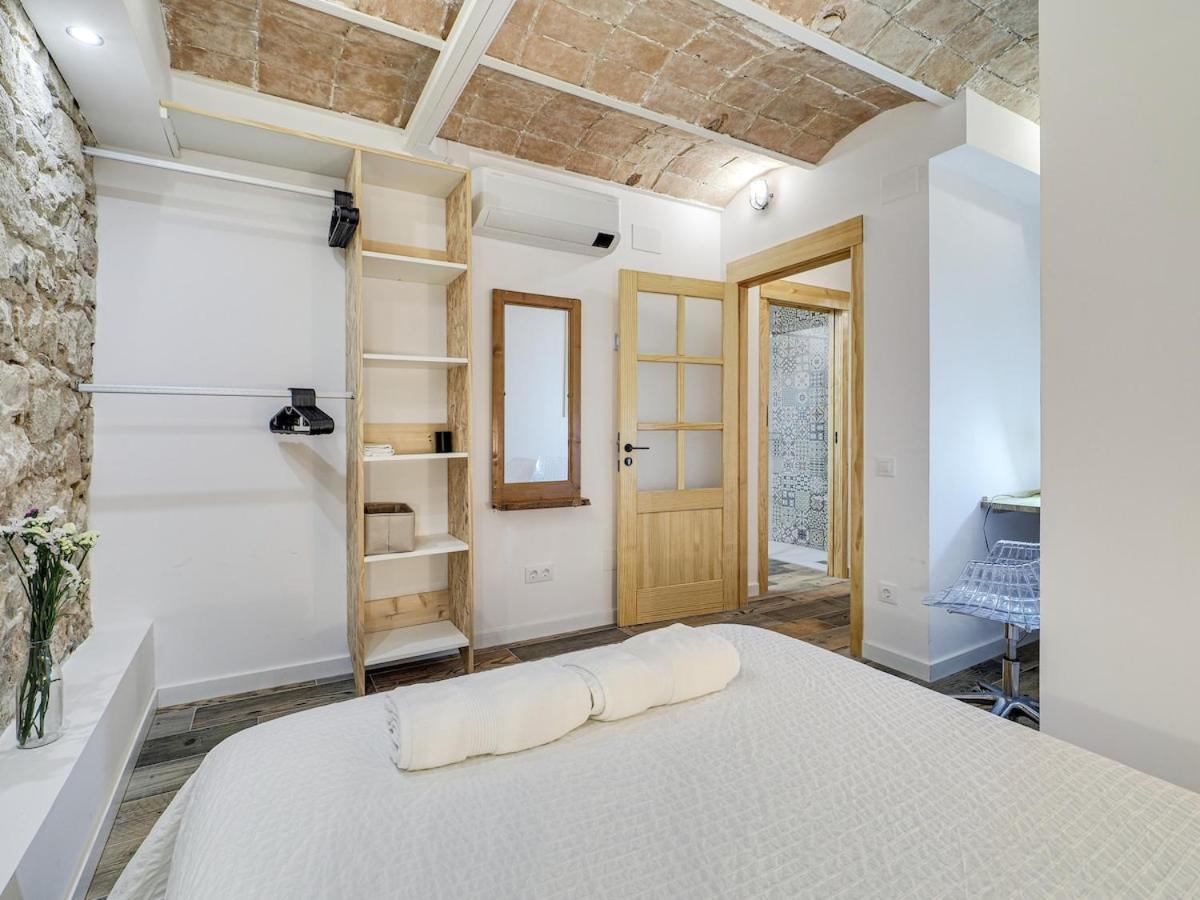 Concordia - Beautiful Flat, Spacious, 4 , 2 Bath Apartment