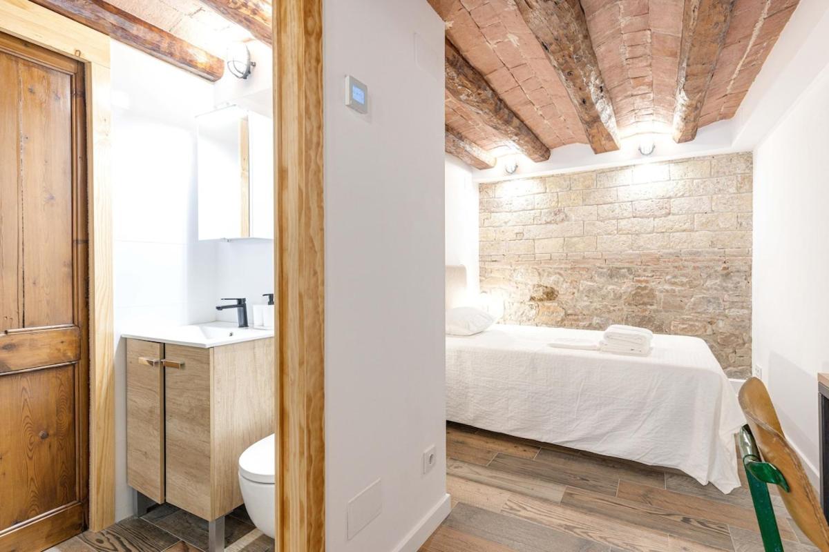 Concordia - Beautiful Flat, Spacious, 4 , 2 Bath * Barcelona