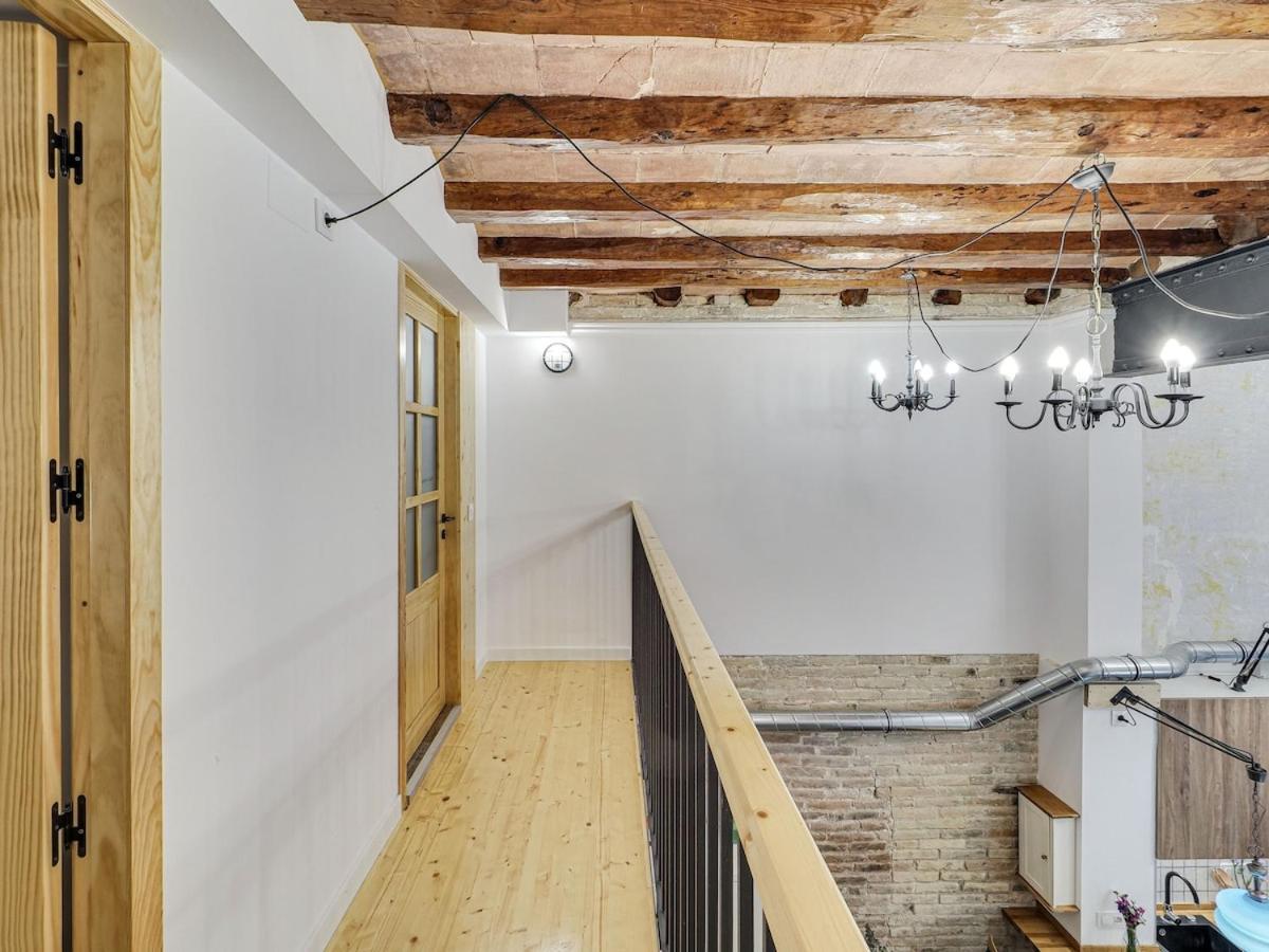 Concordia - Beautiful Flat, Spacious, 4 , 2 Bath Apartment Barcelona