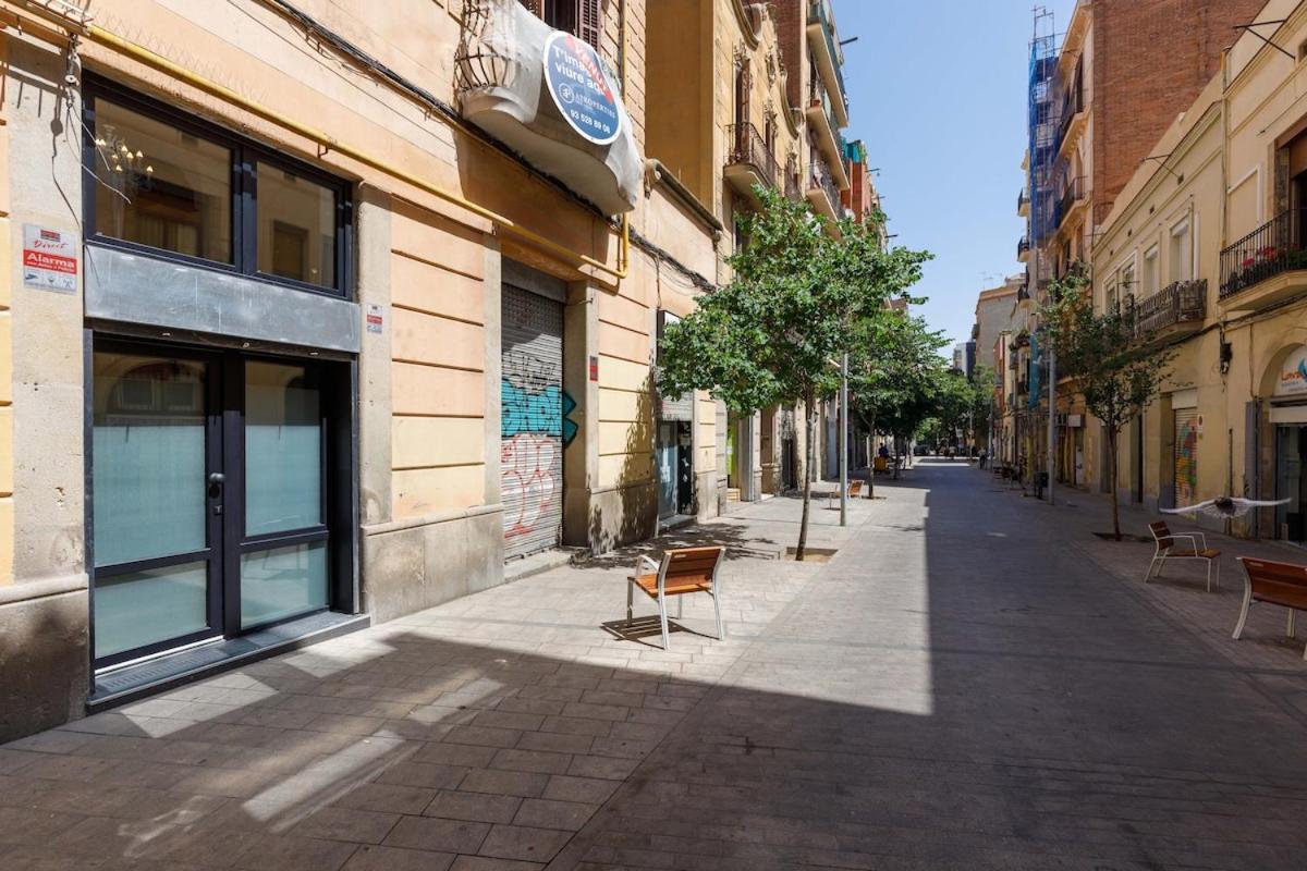 Concordia - Beautiful Flat, Spacious, 4 , 2 Bath Apartment Barcelona