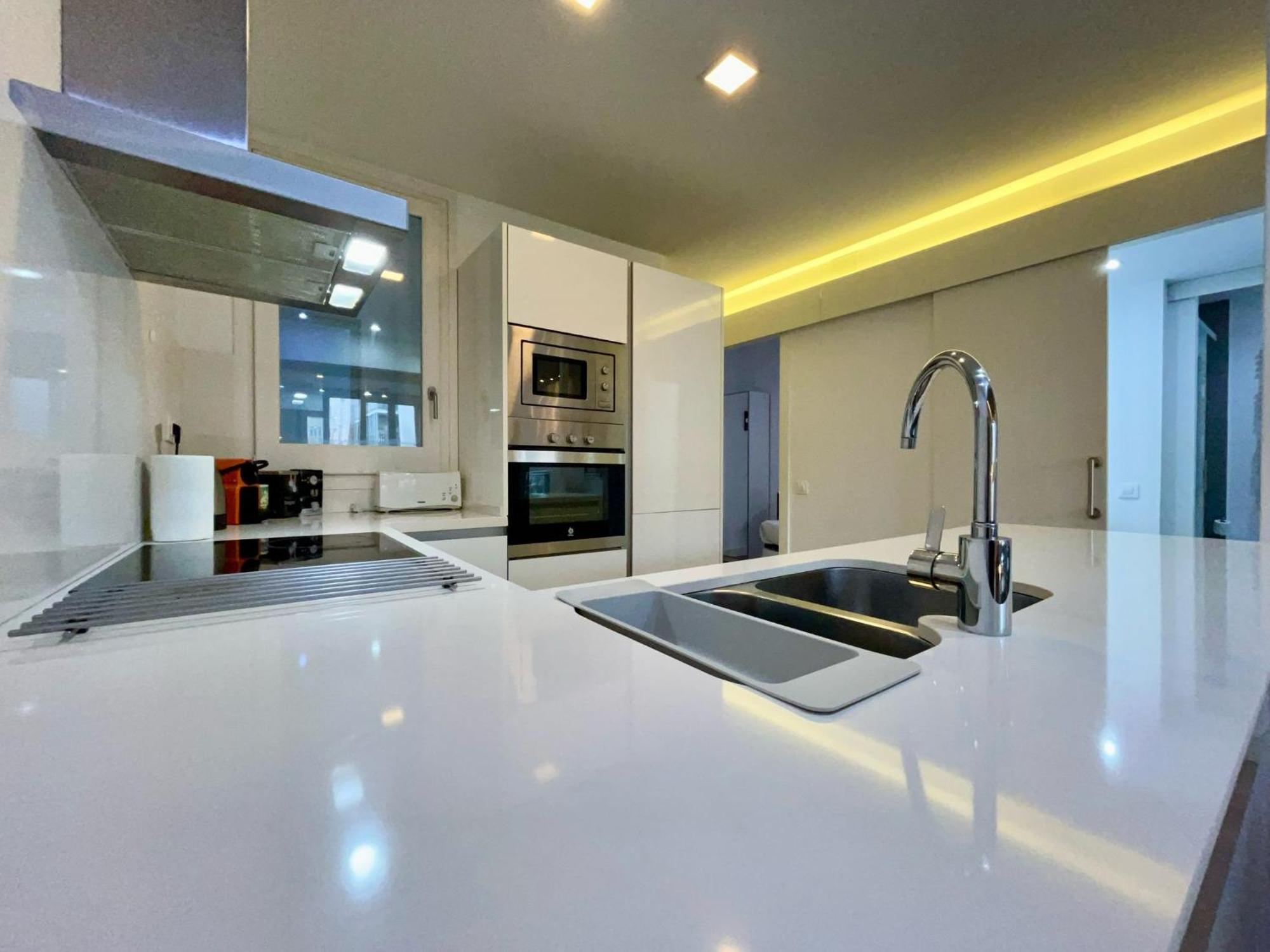 Barcelonaforrent Tucson Suites Apartment *