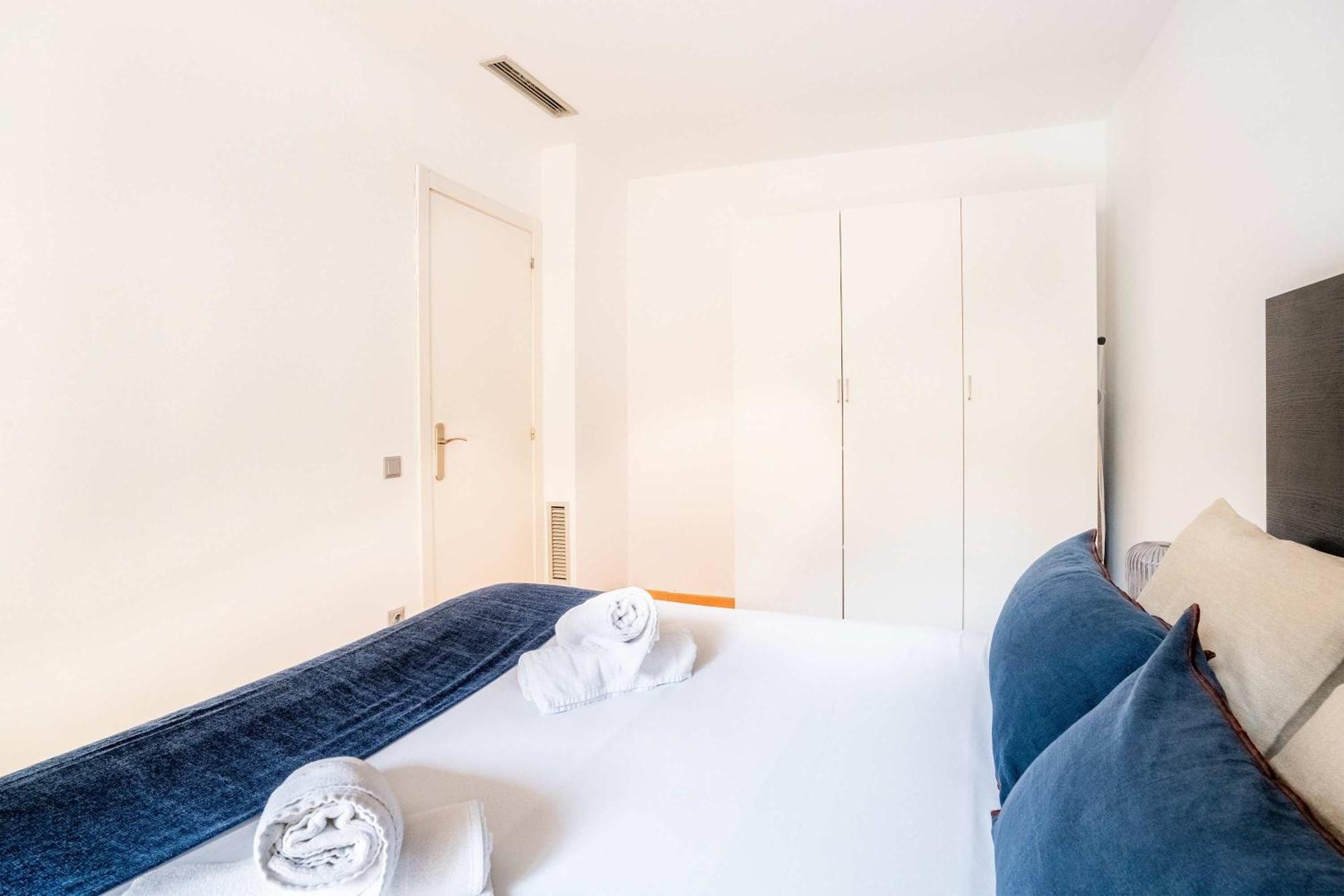Appartement Pl Universitat Comfortable 3bd With Private Patio Barcelona