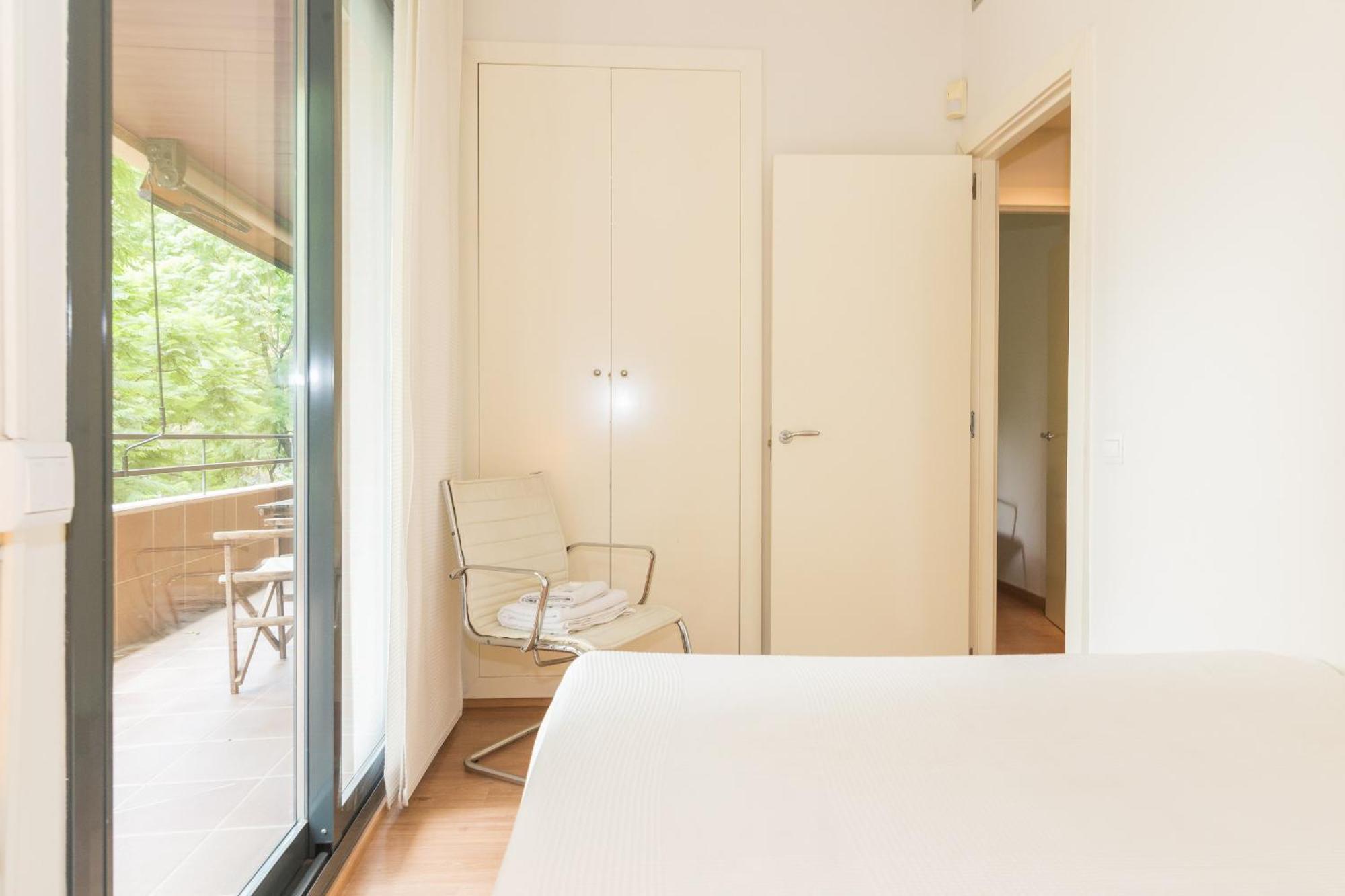 Apartment 11jog1036 - Huge & Bright Train Station *