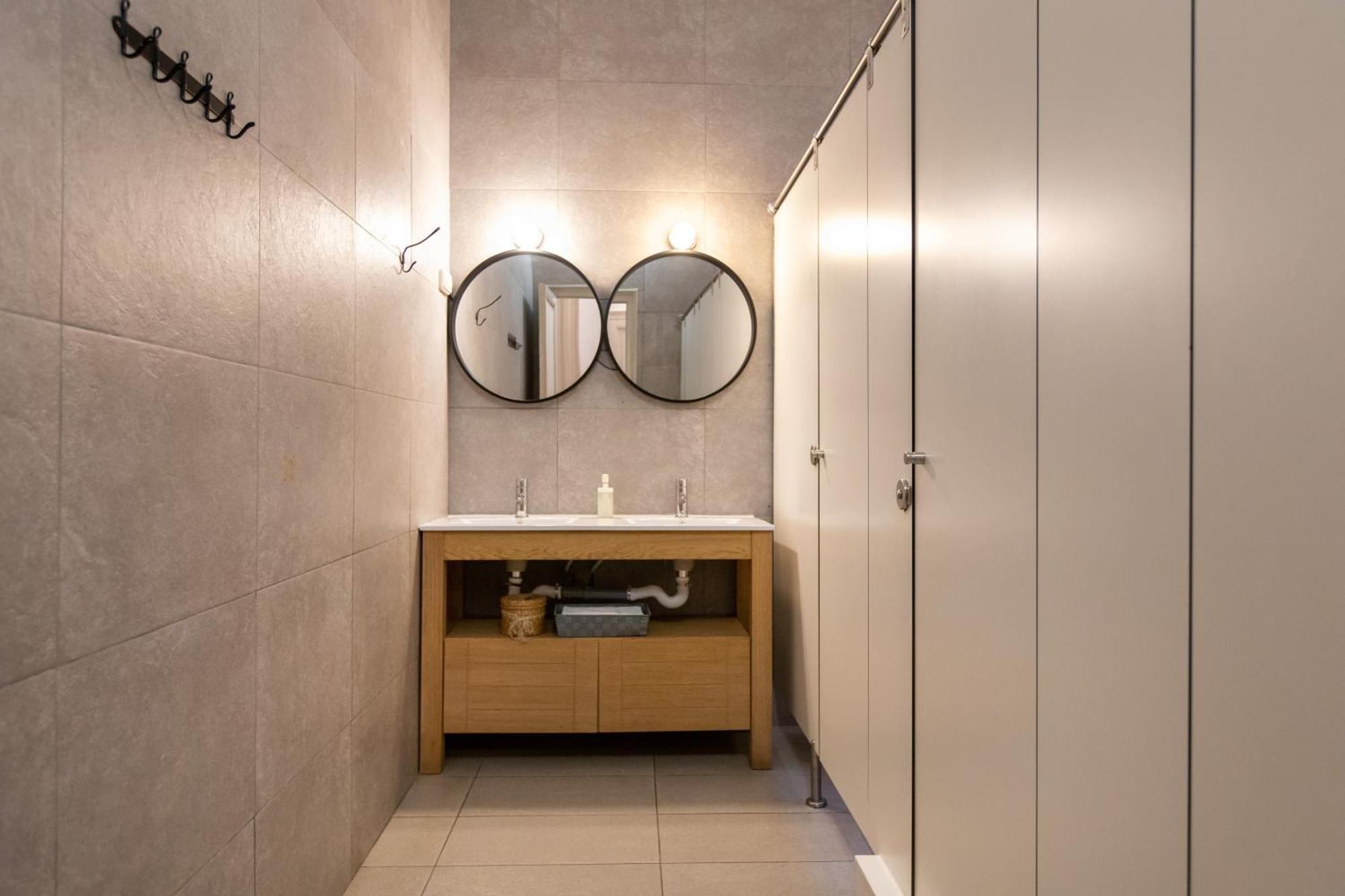 B21-apartamento Modernista Grupos *