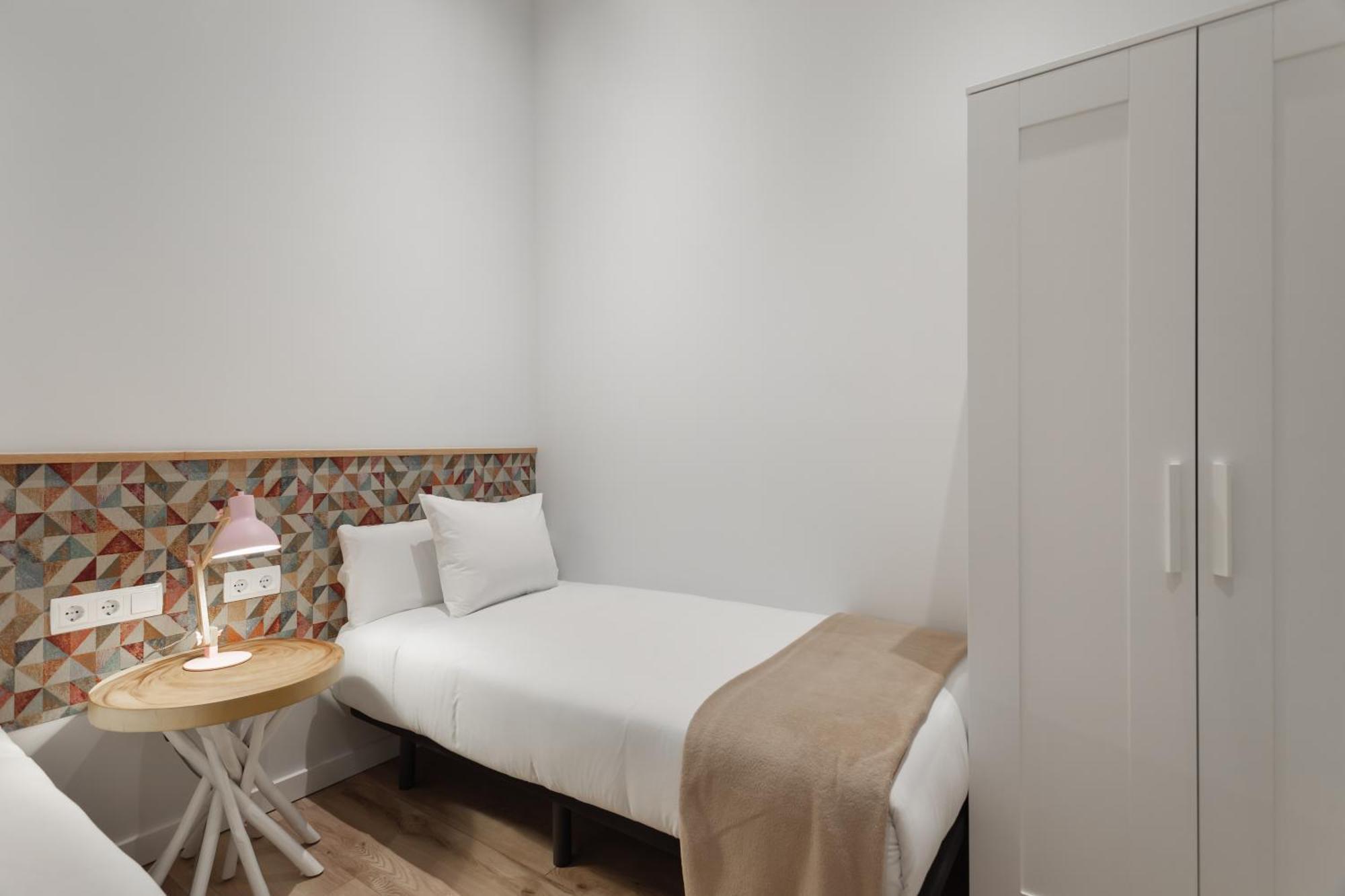 Art House Fira Apartments Barcelona