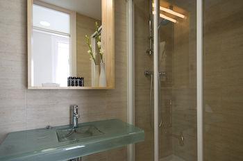 Aspasios Gran Via Apartment *