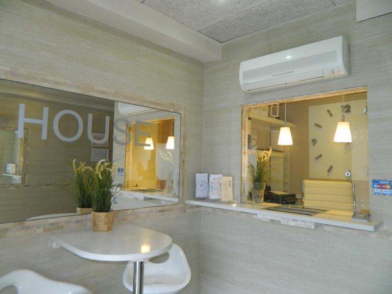 Guest house House