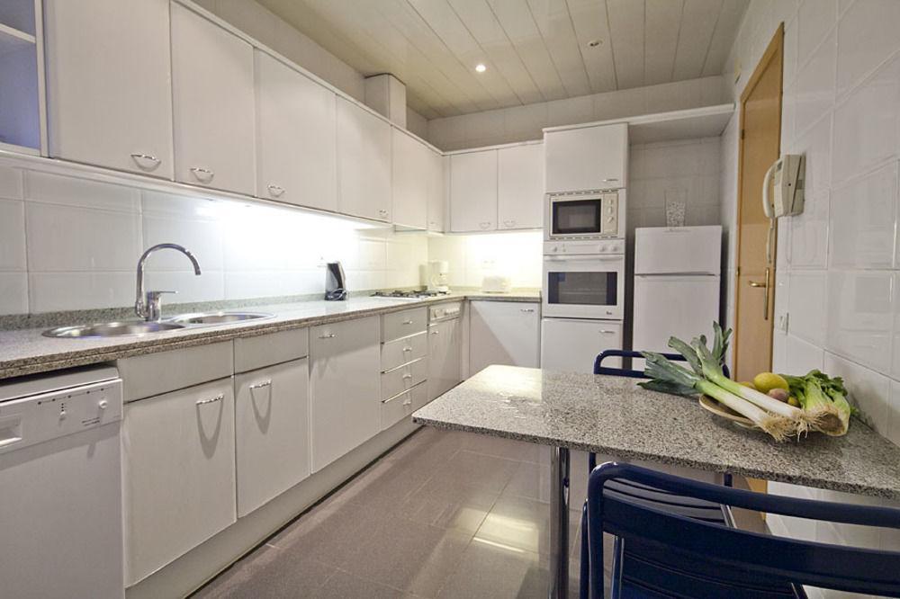 Aspasios Gran Via Apartment *