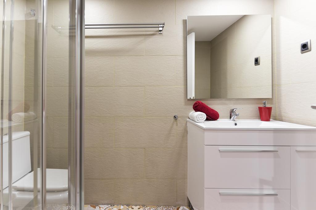 Apartment Art House Fira Apartments *