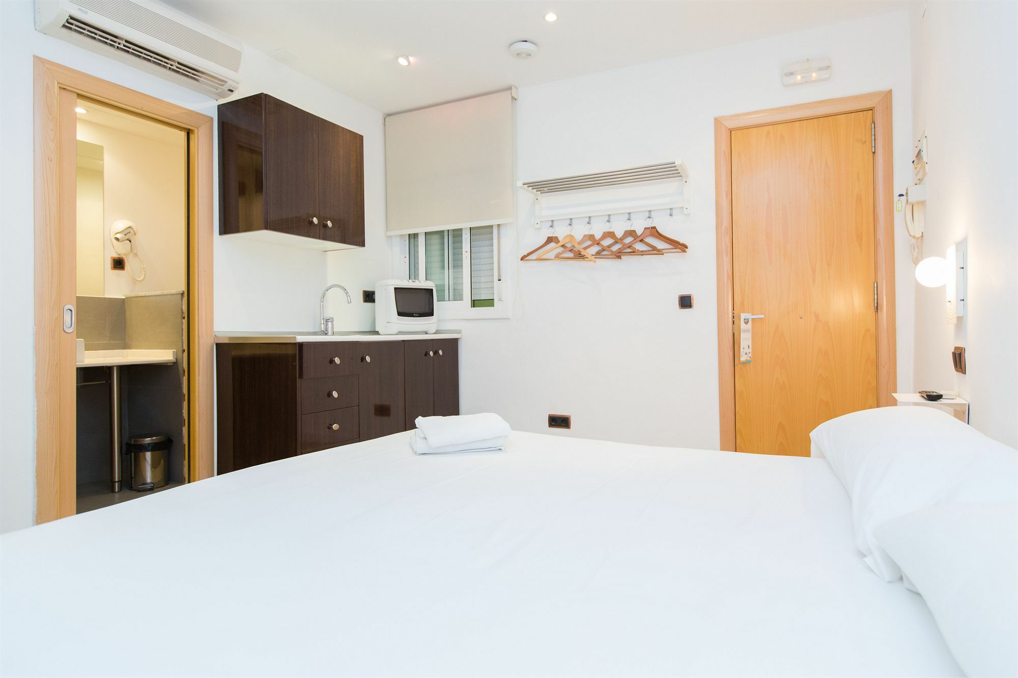 Ainb Ramblas-colon Apartment *