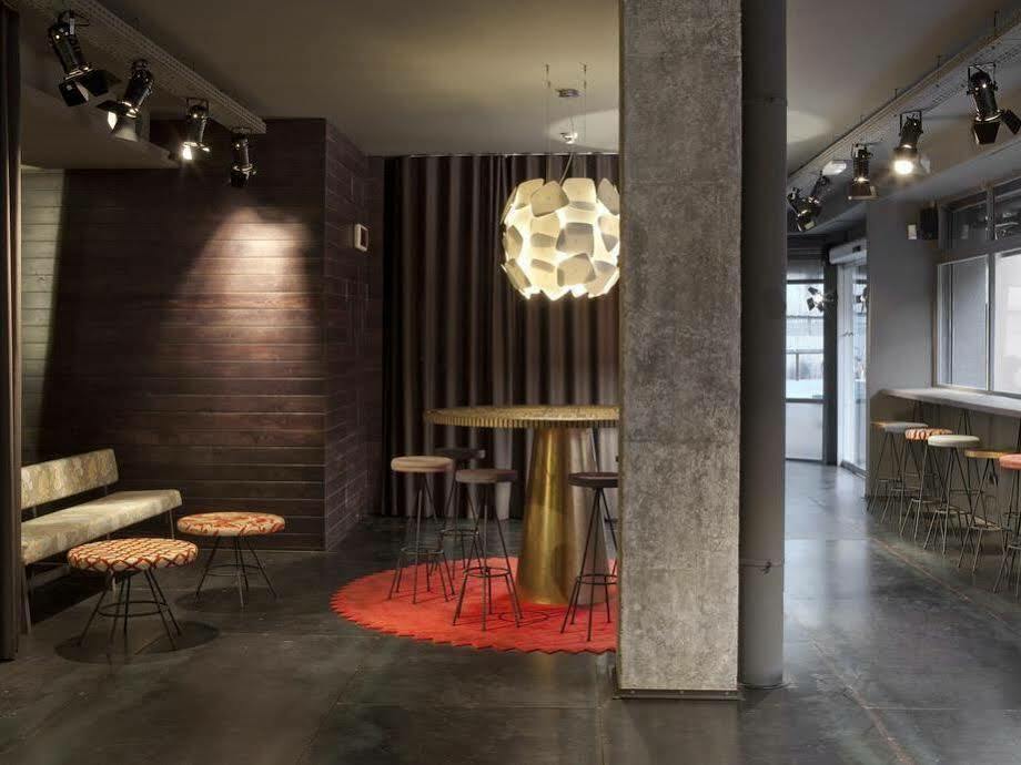 Sixties Rambla Hotel 3*